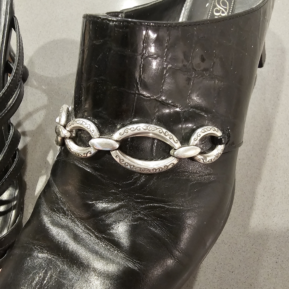 Brighton Twiggy Black and Silver Mules with Chain Detail EUC Size 8 - Picture 7 of 7